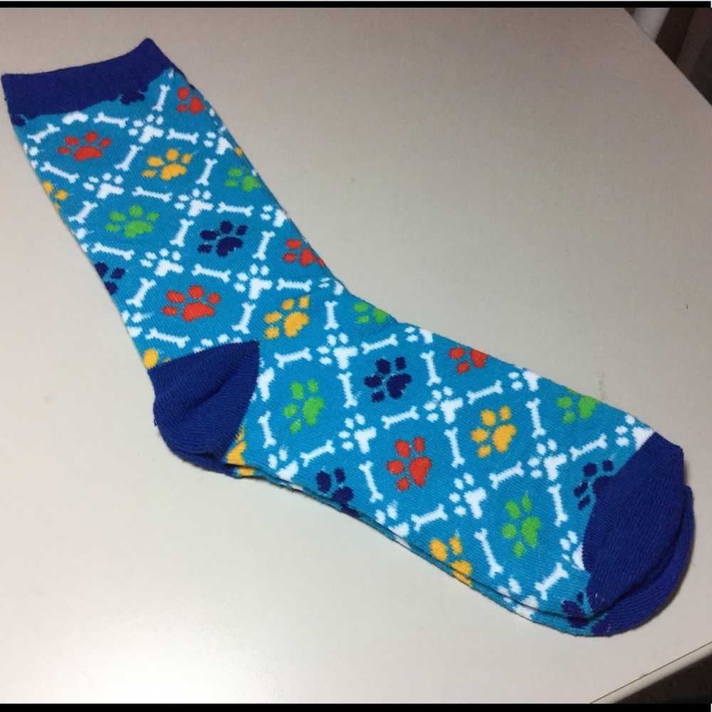 Paw Print and Dog Bone Argyle Socks 🐾 🦴